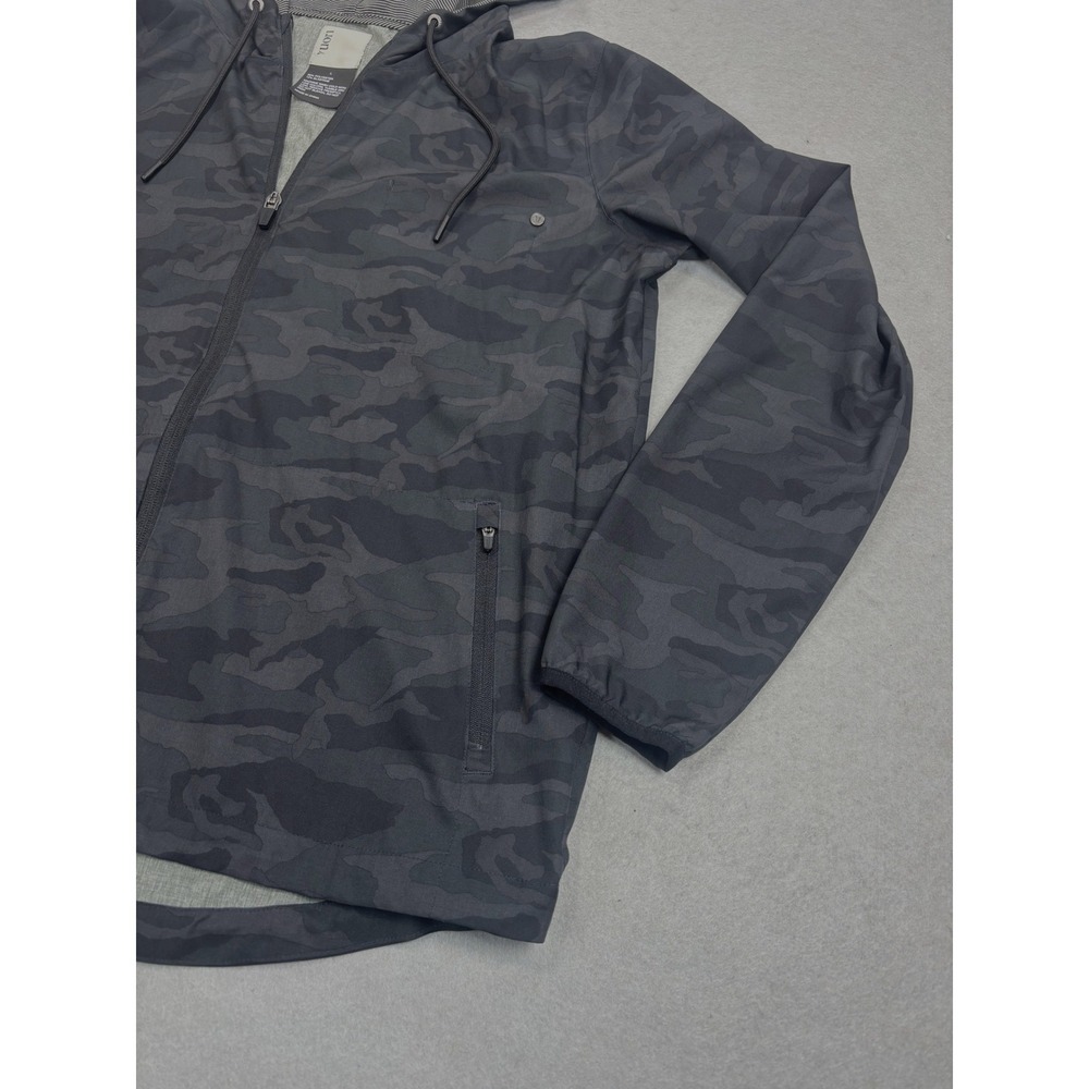 NWOT Vuori Womens Large Outdoor Trainer Jacket Shell Lightweight Hood Black Camo - Picture 8 of 9